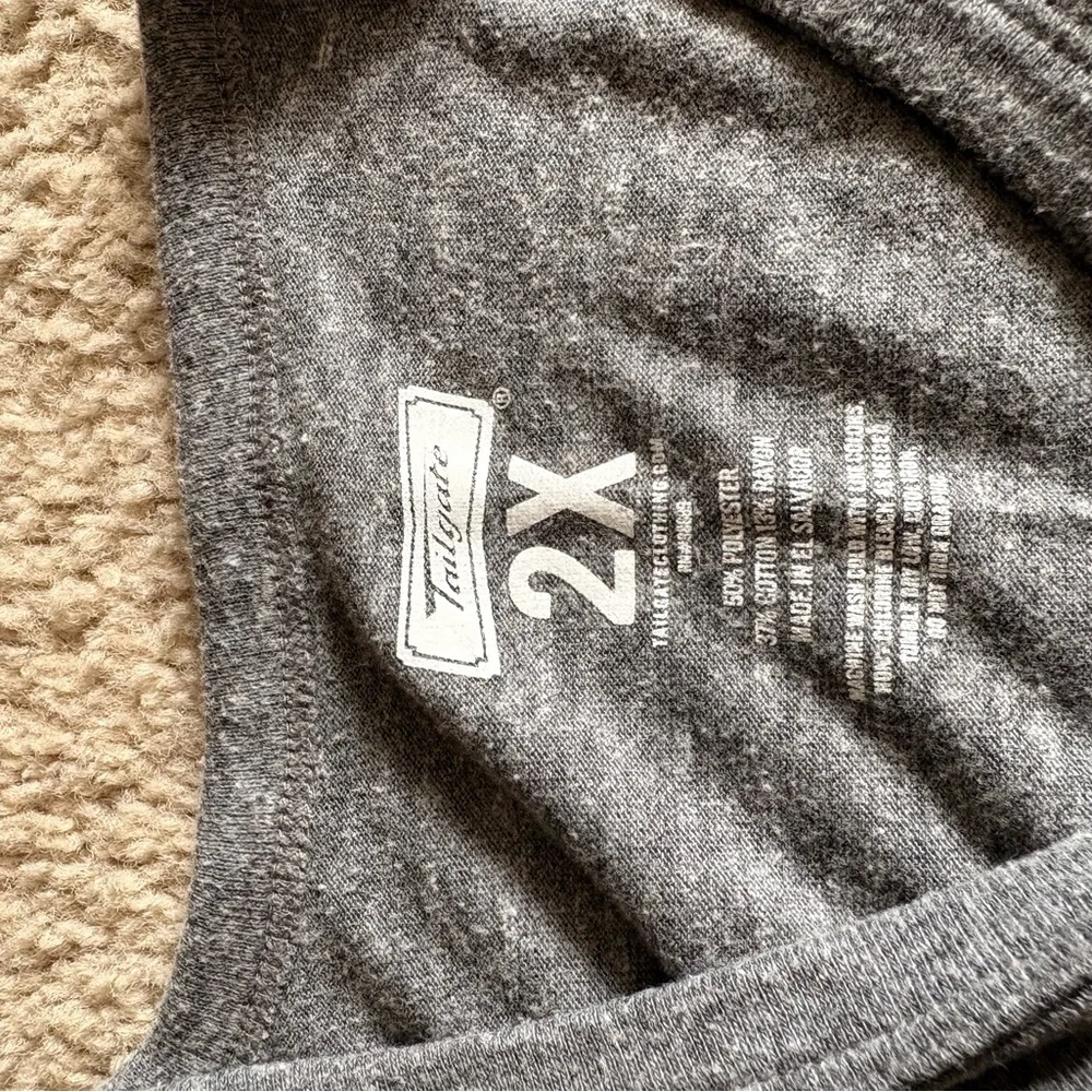 Wisconsin Ron Dayne American Eagle/Tailgate T-Shirt size XXL - Picture 2 of 2